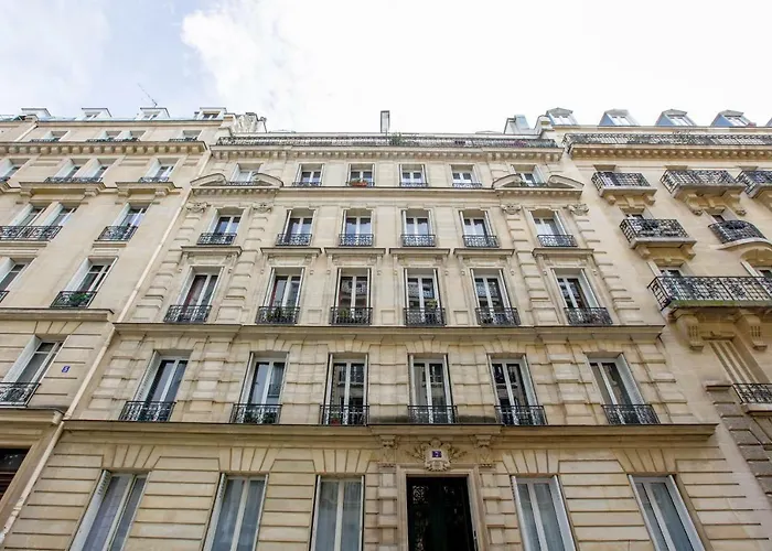 Charming Apartment - District Vaugirard By Weekome